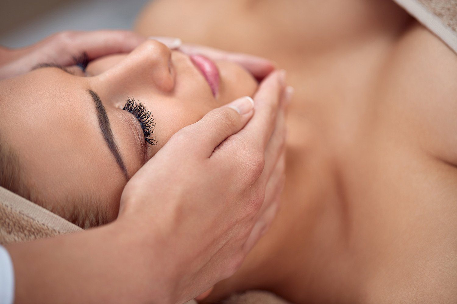 Massage Yoni là gì?