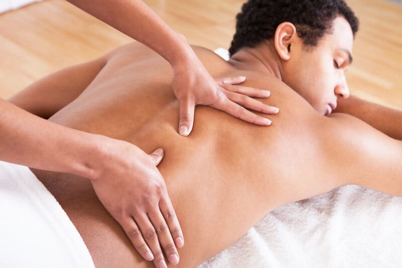 Massage là liệu pháp thư giãn đầu óc hiệu quả